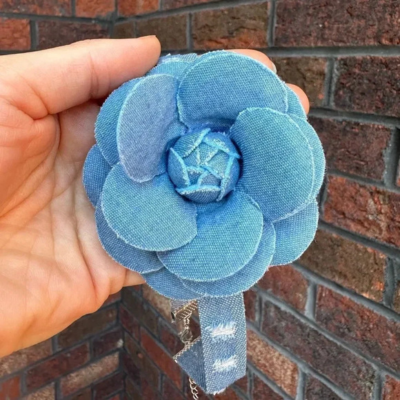 Denim Jeans Choker Necklace - Picture 4 of 8